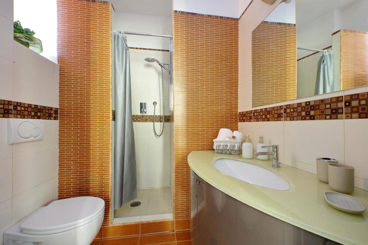 Luxury Apartment Vaticano-S'Peter Basilica - Netflix Wifi - Aircond Rzym Zewnętrze zdjęcie